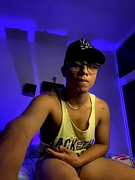 xTommy Steigerx online show from September 14, 4:33 am