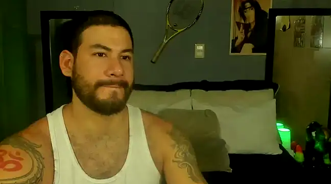 Snapshot of Prometeo-grizzly chatting on December 18, 4:42 am Prometeo-grizzly online show from December 18, 4:42 am
