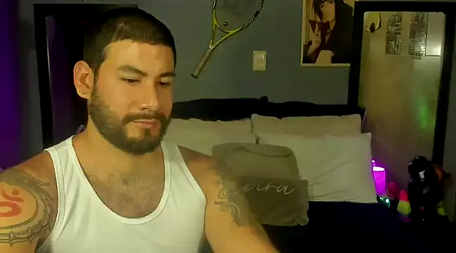 Snapshot of Prometeo-grizzly chatting on December 22, 2:17 am Prometeo-grizzly online show from December 22, 2:17 am