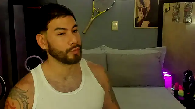 Snapshot of Prometeo-grizzly chatting on January 8, 10:59 am Prometeo-grizzly online show from January 8, 10:59 am