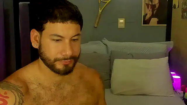 Snapshot of Prometeo-grizzly chatting on January 18, 5:37 pm Prometeo-grizzly online show from January 18, 5:37 pm