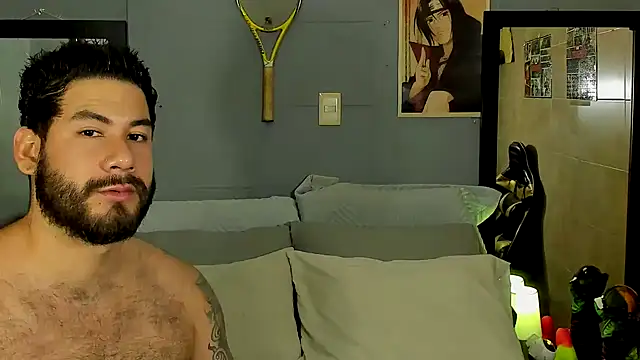 Snapshot of Prometeo-grizzly chatting on February 6, 5:35 am Prometeo-grizzly online show from February 6, 5:35 am