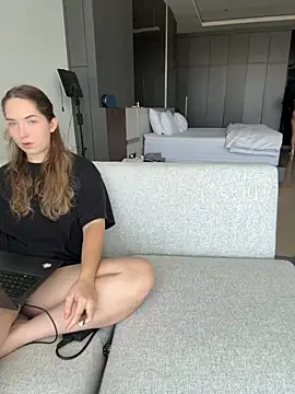 Nura n Sarah online show from October 10, 4:00 am