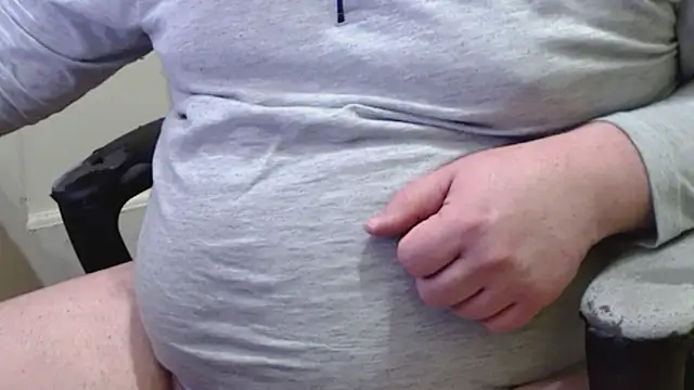 Snapshot of tipko123 chatting on January 7, 7:59 pm tipko123 online show from January 7, 7:59 pm