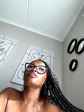 Neelo-Smith online show from December 3, 5:42 am