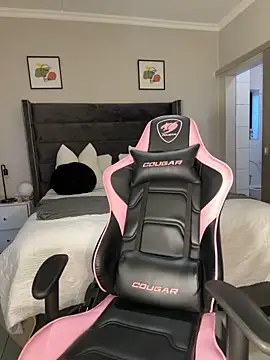 Neelo-Smith online show from February 12, 3:51 am