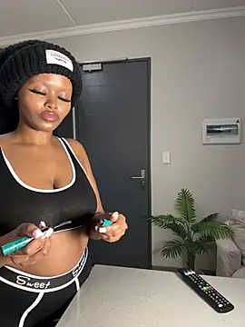 Neelo-Smith online show from March 6, 7:32 pm