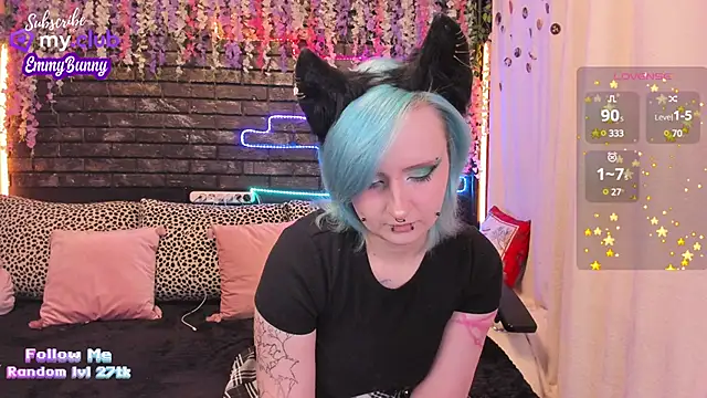 Snapshot of EmmyBunny chatting on January 13, 3:47 pm EmmyBunny online show from January 13, 3:47 pm