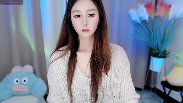 Snapshot of Aimee-520 chatting on December 9, 12:30 pm Aimee-520 online show from December 9, 12:30 pm