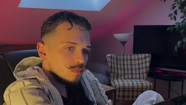 naked psy online show from February 28, 1:56 pm