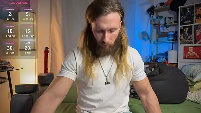 rusbigpaul online show from March 4, 6:50 pm