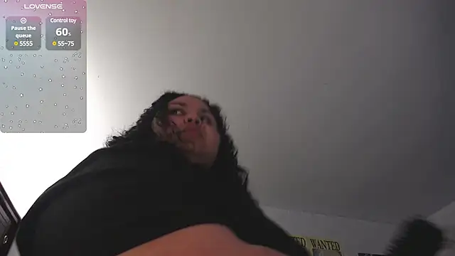 Snapshot of luisianacoxx chatting on March 8, 10:24 pm luisianacoxx online show from March 8, 10:24 pm