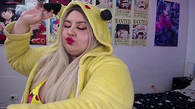 Snapshot of luisianacoxx chatting on March 10, 7:10 am luisianacoxx online show from March 10, 7:10 am