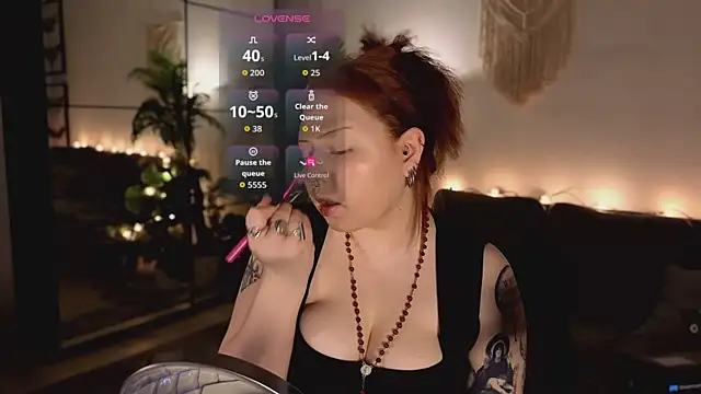 bitchofsun  online show from April 2, 11:41 am