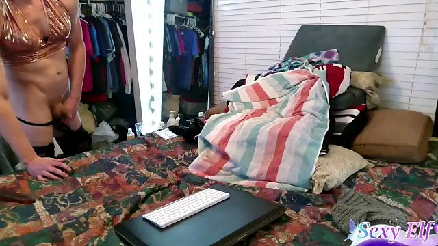 ashleysimmons online show from March 7, 10:02 am