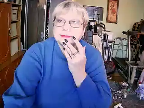 LOLA8888 online show from November 21, 1:10 pm