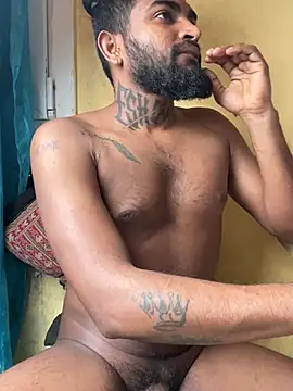 Snapshot of TiltedTen chatting on March 5, 12:38 am TiltedTen online show from March 5, 12:38 am