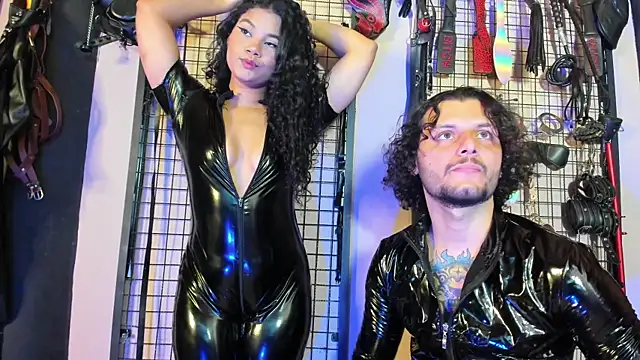 Twisted Fantasy online show from December 22, 6:26 pm