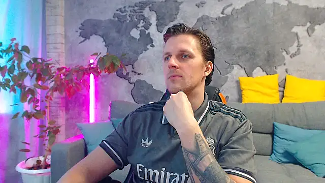 VikingChrisss online show from March 12, 9:15 am