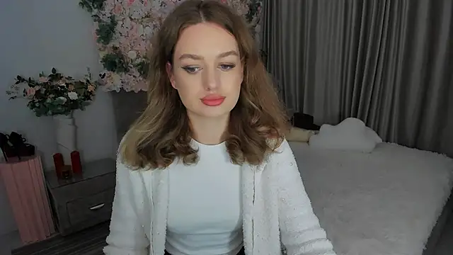 MiracleCurly online show from October 7, 7:22 pm