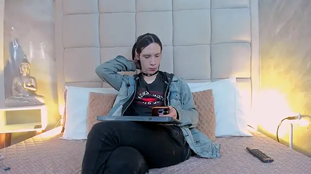 Hecatee 77 online show from September 30, 7:52 pm