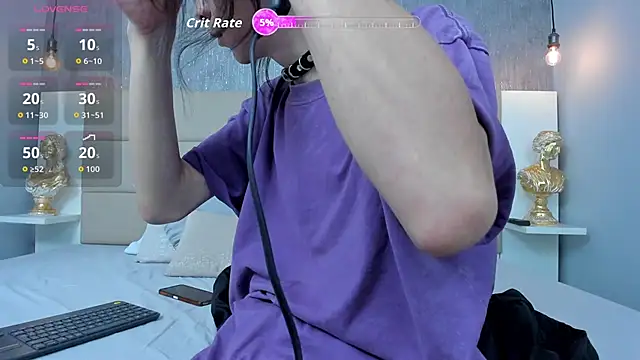 Snapshot of Hecatee_77 chatting on March 27, 7:24 pm Hecatee 77 online show from March 27, 7:24 pm