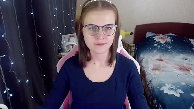 MissBrightShine online show from January 9, 9:59 am
