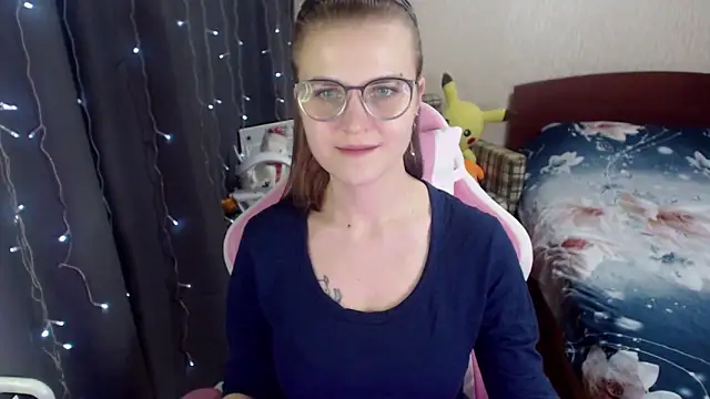MissBrightShine online show from January 10, 12:36 pm