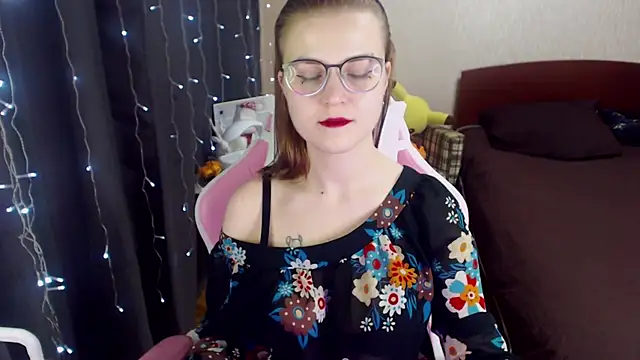 MissBrightShine online show from January 23, 12:52 pm
