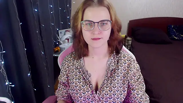 MissBrightShine online show from January 28, 10:12 am