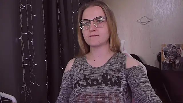 MissBrightShine online show from September 23, 11:13 am