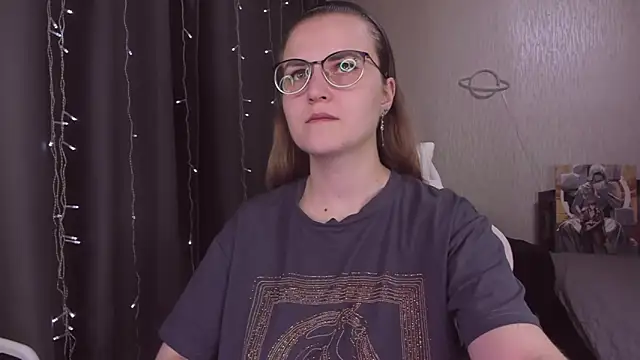 MissBrightShine online show from November 5, 11:10 am