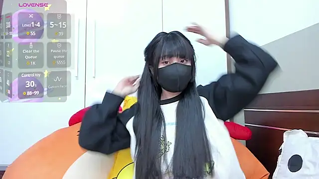 alonelove   online show from January 23, 2:23 am