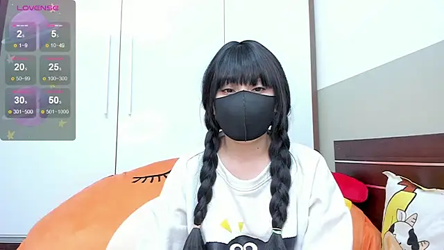 alonelove   online show from February 5, 2:40 am