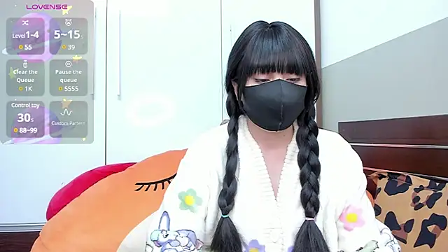 alonelove   online show from February 10, 6:53 am