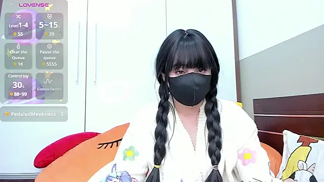 alonelove   online show from February 20, 2:29 am