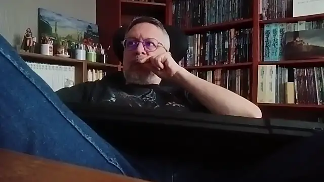 Mandra is a whore online show from November 15, 12:56 pm