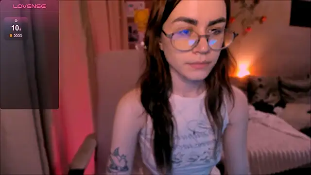  selectrra online show from March 24, 6:35 pm