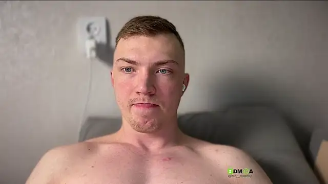 Snapshot of iron__chap chatting on March 18, 9:29 pm iron chap online show from March 18, 9:29 pm