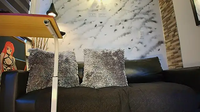 Sophie LittleS online show from October 7, 12:35 pm