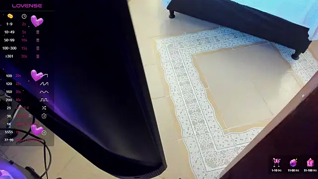 Snapshot of letiziia_sky1 chatting on February 18, 7:41 pm letiziia sky1 online show from February 18, 7:41 pm