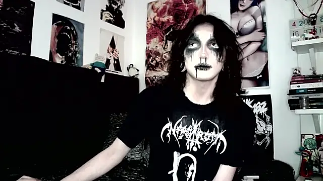 kiiler queen online show from May 27, 8:17 pm