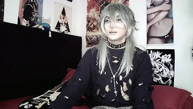 kiiler queen online show from July 24, 8:07 pm