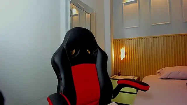 valery smitd online show from March 13, 3:11 am