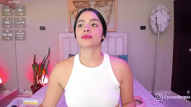 Paula Desousa online show from January 8, 5:15 pm