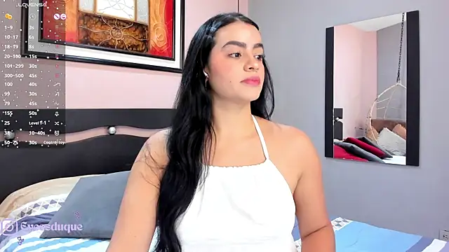 Paula Desousa online show from May 3, 6:03 pm