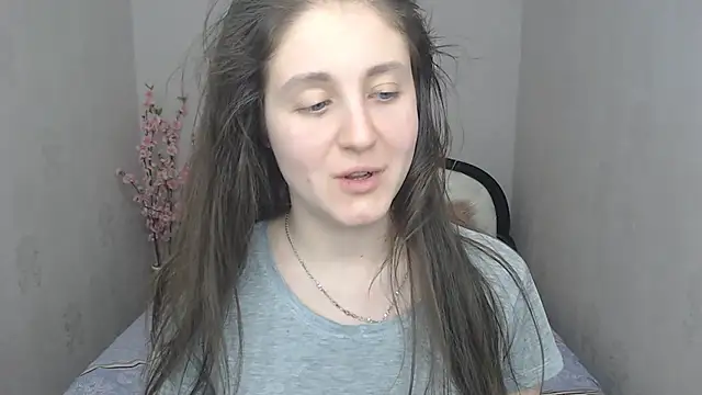 Snapshot of Holliy_Cooper chatting on February 5, 2:48 pm Holliy Cooper online show from February 5, 2:48 pm