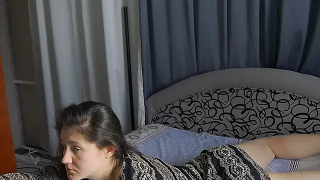 Snapshot of Holliy_Cooper chatting on February 25, 10:04 am Holliy Cooper online show from February 25, 10:04 am