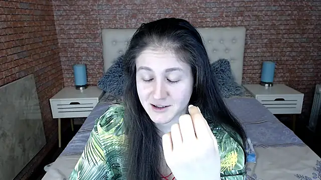 Snapshot of Holliy_Cooper chatting on March 14, 9:24 am Holliy Cooper online show from March 14, 9:24 am