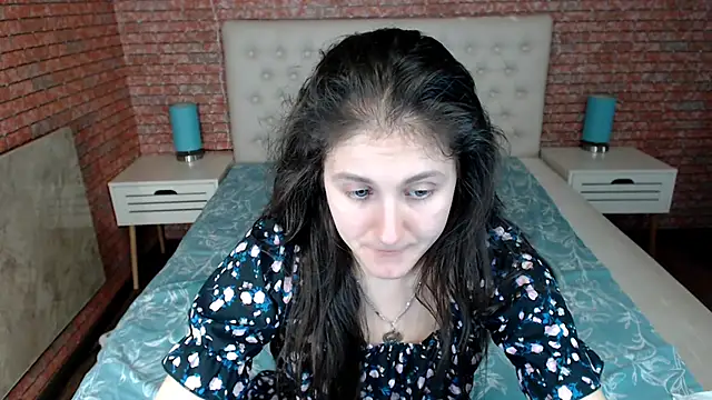 Snapshot of Holliy_Cooper chatting on March 18, 10:46 am Holliy Cooper online show from March 18, 10:46 am